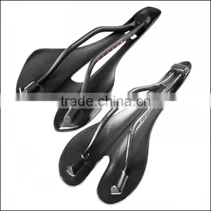 2016 High Quality 3k UD Full Carbon Fiber T700C Bicycle Saddle for Sale thumbnail-2