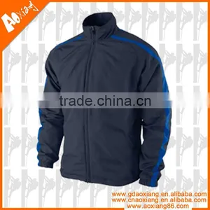Keep-warm Sportswear for Professional Athlete thumbnail-1