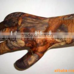 Neoprene Hunting Glove thumbnail-1