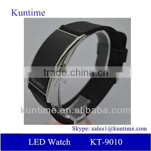 Wholesale Express Digital Wrist Watch With 12/24-hour Format Selectable,Day/Date/Year Display thumbnail-1