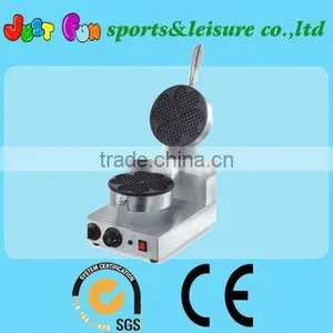 Four Slice Heart Shape Belgian Waffle Maker thumbnail-1