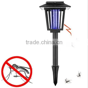 Hot Selling Pest Repeller!Easy to Use IP65 Solar UV Pest Trap Zapper for Garden/farm Outdoor Mosquito Flying Insect thumbnail-1