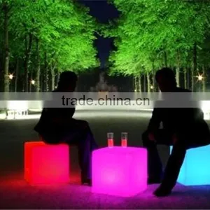 Factory Wholesale Rechargeable PE Material Waterproof Outdoor Led Cube thumbnail-3
