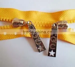 5# Plastic Zipper Resin Zipper Two Way Open End Zipper With Fancy Locking Double Zipper Slider Coate Zipper thumbnail-4