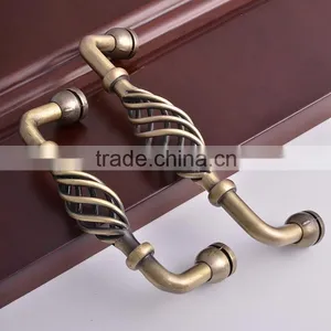 160mm Nest Shaped Ancient Vintge t Bar Closet Wine Cabinet Livingroom Classical Bronze Pull thumbnail-4
