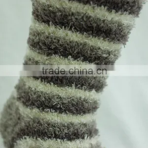 Women Strippe Fluzzy Socks Microfiber Comfortable Fashional Socks thumbnail-3