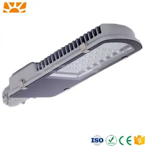 Aluminum Alloy IP65 Cool White Solar Street Light With Pole and Camera thumbnail-4