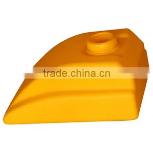 New Wholesale Best Selling Car Water Plastic Tank Mould thumbnail-4