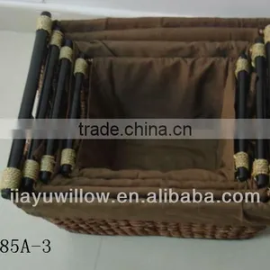 Natural Water Hyacinth Storage Baskets With Wood Handle thumbnail-6