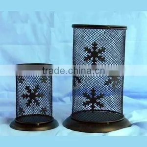 Metal Brush Pot thumbnail-1