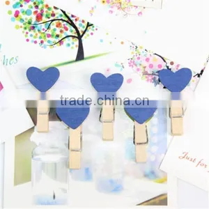Cute Felt Heart Mini Clip Wood Pegs Kid Craft Party Favor Supply 35mm thumbnail-4
