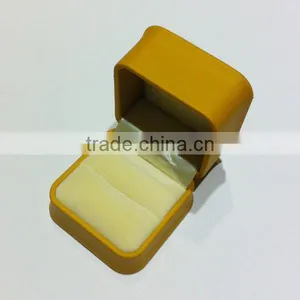 Yellow Leather Ring Jewelry Box thumbnail-1