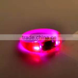 2015 Popular Silicon-sound Activated LED Flashing Bracelet thumbnail-4