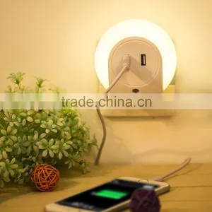 LED Night Light With Dusk to Dawn Sensor and Dual USB Wall Plate Charger thumbnail-4