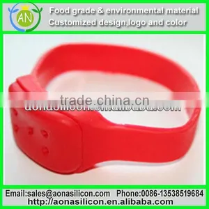 Silicon Unique Pop New Repelent Mosquito Bracelet|100% Natural Essence Silicone Anti Mosquito Bracelet thumbnail-1