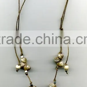 Shell Conch Necklace thumbnail-1