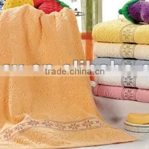 100%highly Soft Cotton Fiber Adults and Baby Colorfast Bath Towel With Pillow thumbnail-1
