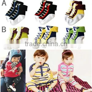 Baby Socks thumbnail-1