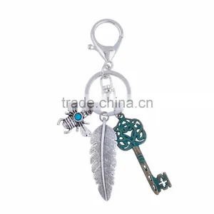 All Types Of Personalised Silver Plated Bee Feather Key Vintage Patina Keychain Wholesale thumbnail-1