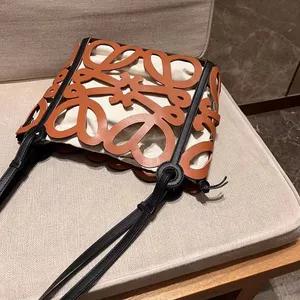 Unique Design Women's Handbag Hollow Out Shoulder Bucket Crossbody Bag Fashionable Tote Bag Elegant Luxury Female Bolso thumbnail-5