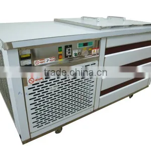 Made In Taiwan High Quality 12 Blocks Snow Ice Cube Maker Machine thumbnail-3