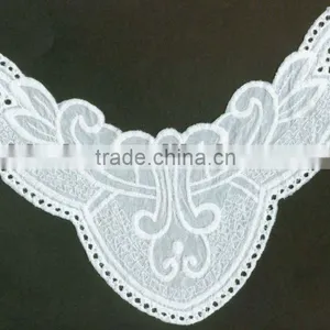 Neck Motif thumbnail-1
