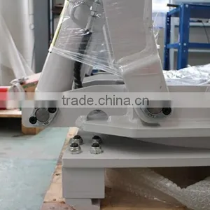 360 Degree Rotating Forklift With Clamp for Paper Roll thumbnail-2