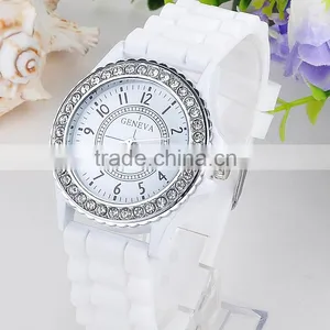 Famous Top Branded Classic Ladies Fashion Watches Quartz Movement Wris Watch Womens thumbnail-1