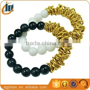 Adjustable Glass Bead Jump Ring Bracelet thumbnail-6