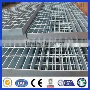 DM Bigger Round Holes Customized Hot Dip Galvanized Steel Grating Galvanized Plain Steel Bar Grating thumbnail-5