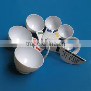 7 Pcs Plastic Measuring Cup Spoon Set With Egg Separator & Scraper thumbnail-1