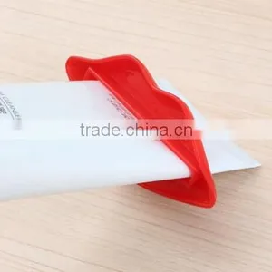 Wholesale Household Items Lip Squeezer for Promotion thumbnail-5
