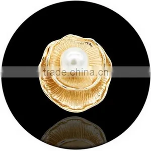 Two-double Alloy Pearl Brooch Fashion Clip for Clothes thumbnail-1