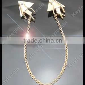 Punk Metal Quality Gold Hand Brooch Shirt Collar Buckle Cardigan Clips Collar Sweater Guard thumbnail-6