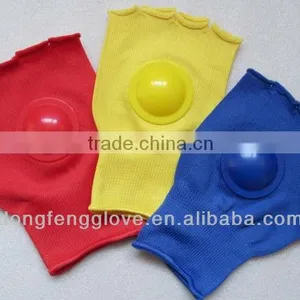 Noise Maker Fans Wear Hand Clapper Baseball / Basketball / Football / Soccer Gloves Supplier's Choice thumbnail-4