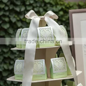 2015 Elegant Laser Cut Wedding Favor Box thumbnail-3
