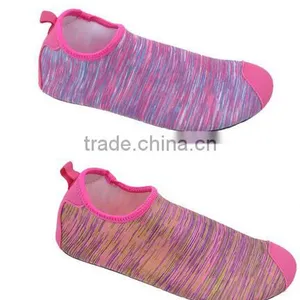 Women and Men Quick Drying Aqua Water Shoes thumbnail-2