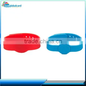 Silicone Waterproof/Soft PVC 6 Colors RFID Wristband thumbnail-1