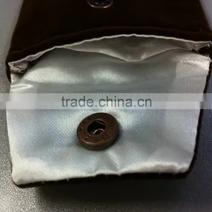 Ligth and Handy Jewelry Gift Bags thumbnail-5