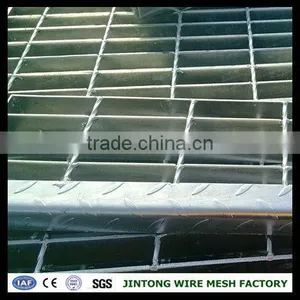 Drainage Steel Grating Cover Drainage Ditch Decorative Stair Tread Galvanized Catwalk Steel Grating thumbnail-1