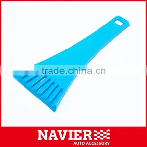 Basic Modle Car Plastic Ice Scraper thumbnail-1