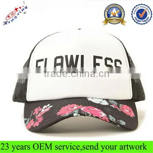 Half Mesh 5 Panel Trucker Hat Curved Brim Cotton Trucker Hat Screen Print Wholesale Custom Mesh Trucker Hat thumbnail-1