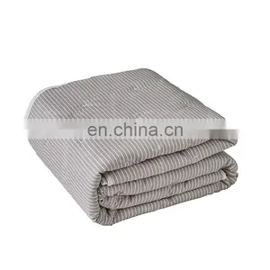 2020 Hot Wholesale Printed Microfiber Custom Luxury Bedding Quilt Bedding Set for Adult thumbnail-1