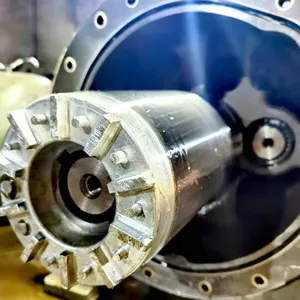 Dunham-bush 1215nhf6x6k Central Air Conditioning Unit Water Ingress Repair, Hanbell Rc-2-510b Oil Change thumbnail-1