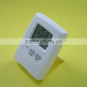 Digital Indoor Outdoor Thermometer & Hygrometer thumbnail-1