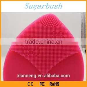 Rechargeable Silicone Anion Facial Cleansing Brush Vibrating Facial Massager Hypoallergenic thumbnail-1