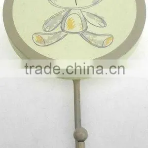 Cute Home Decorative Round Shaped Wooden Hanging Hooks thumbnail-1