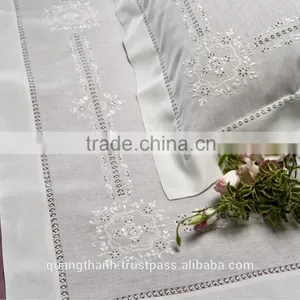 Hand Embroidery Bedding Set thumbnail-1