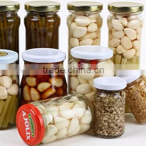 Good Quality Pickle Peeled Garlic in Brine thumbnail-5