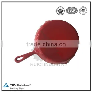 Red Enamel Surface Round Cast Iron Skillet With Handle thumbnail-2